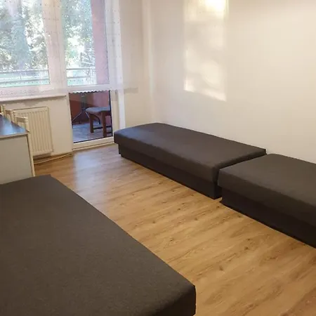Comfort Space - City Center At The Lake Hostal *