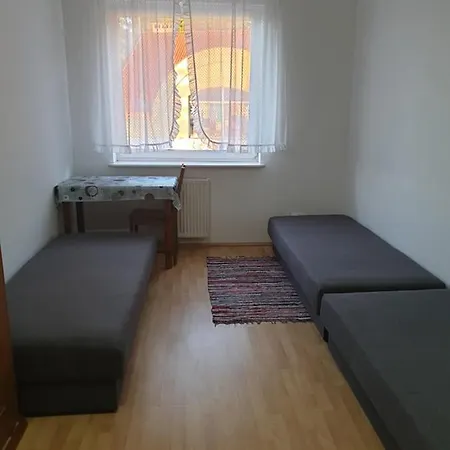 Comfort Space - City Center At The Lake Hostal